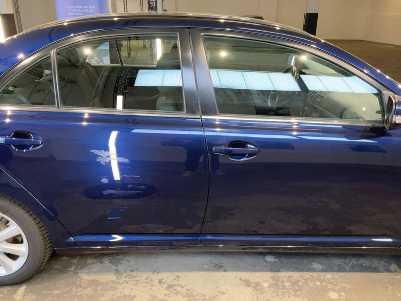 Toyota Avensis 1.8 Executive 2006 – снимка 10