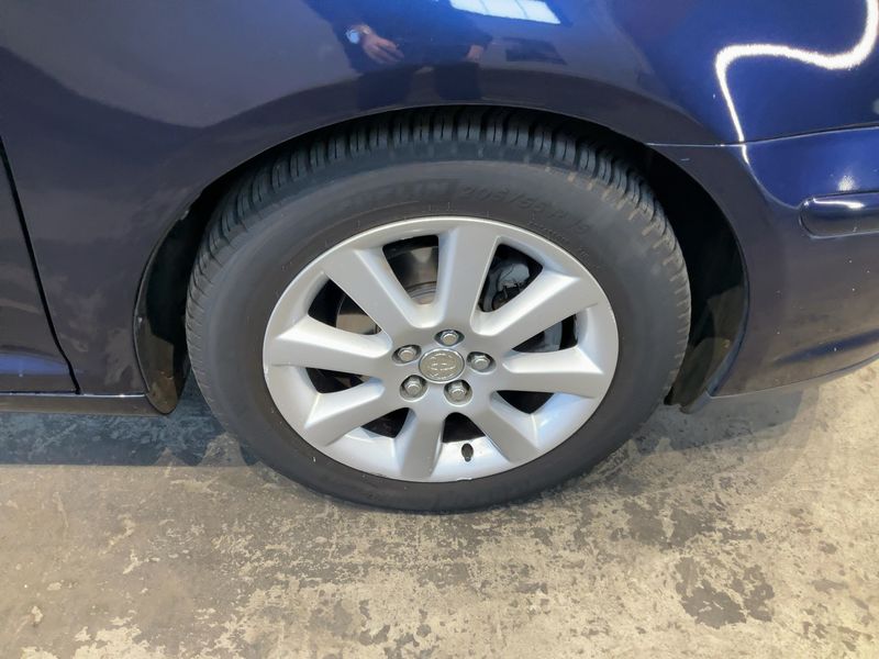 Toyota Avensis 1.8 Executive 2006 – снимка 11