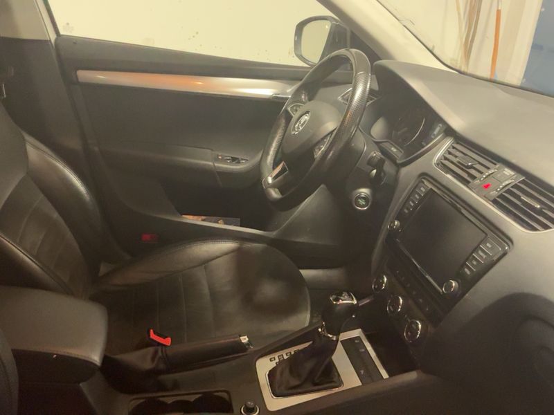 Skoda Octavia 1.4 TGI Style 2016 – снимка 17