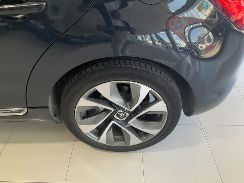 Citroen DS5 2.0 HDi Style 2013 – снимка 5