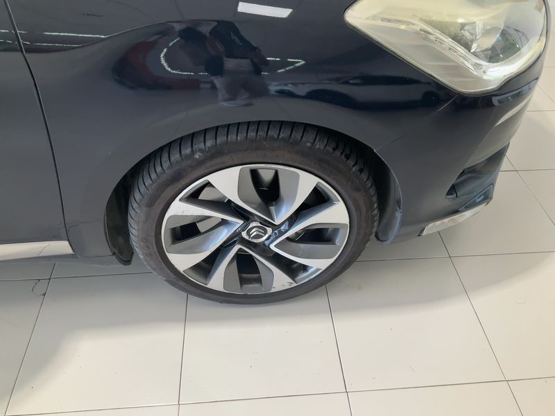 Citroen DS5 2.0 HDi Style 2013 – снимка 11