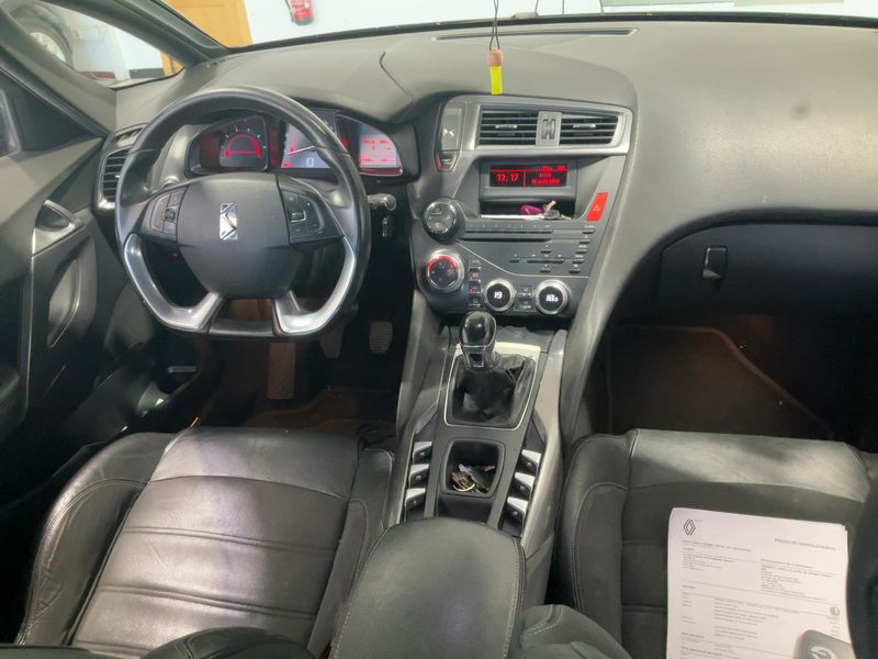 Citroen DS5 2.0 HDi Style 2013 – снимка 17