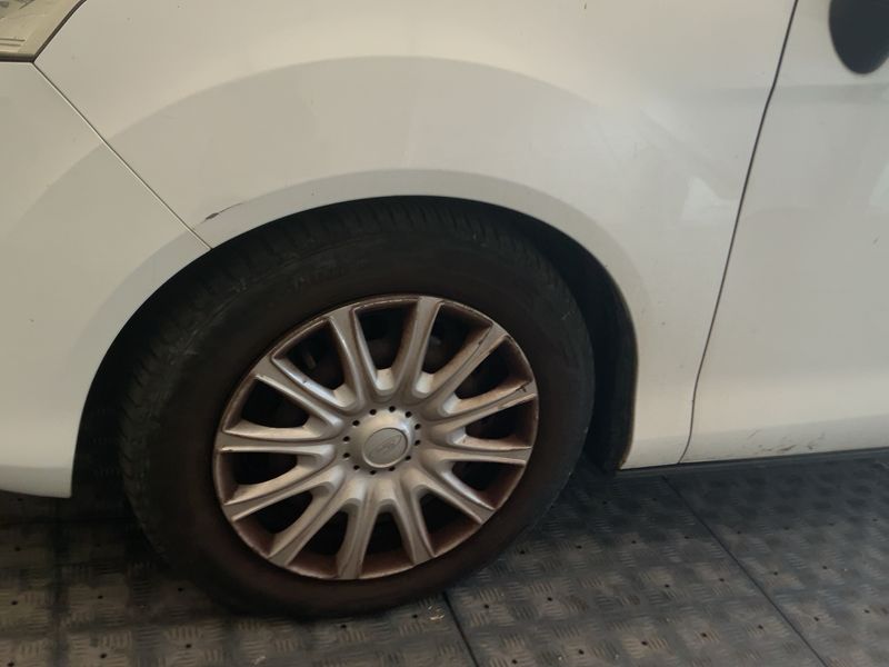 Ford B-Max 1.4 Trend 2013 – снимка 3