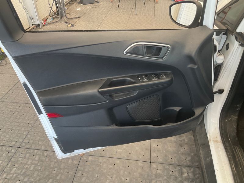 Ford B-Max 1.4 Trend 2013 – снимка 33