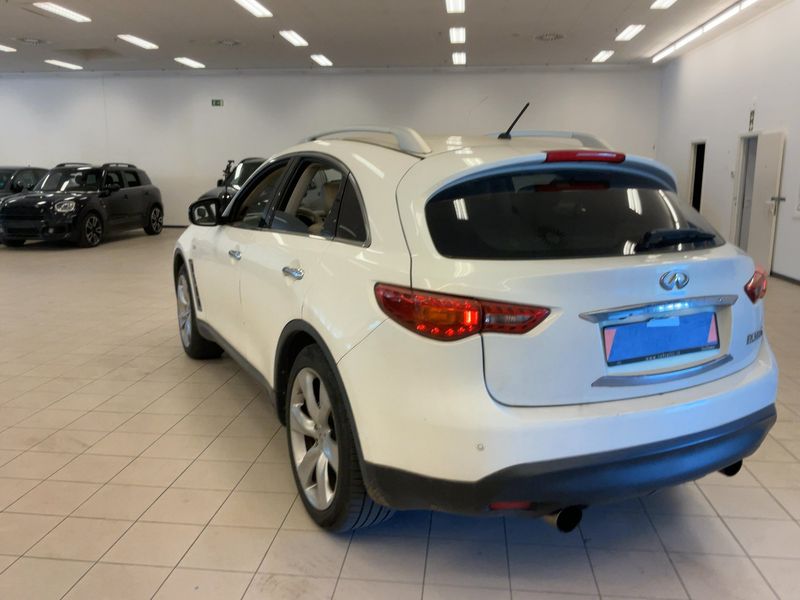 Infiniti FX 3.0 V6 Diesel FX30d S 2012 – снимка 6