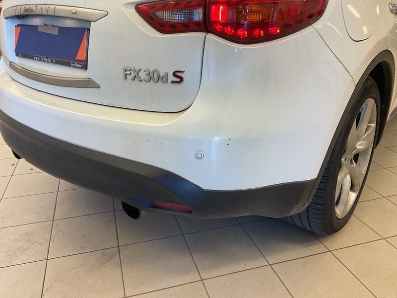 Infiniti FX 3.0 V6 Diesel FX30d S 2012 – снимка 44