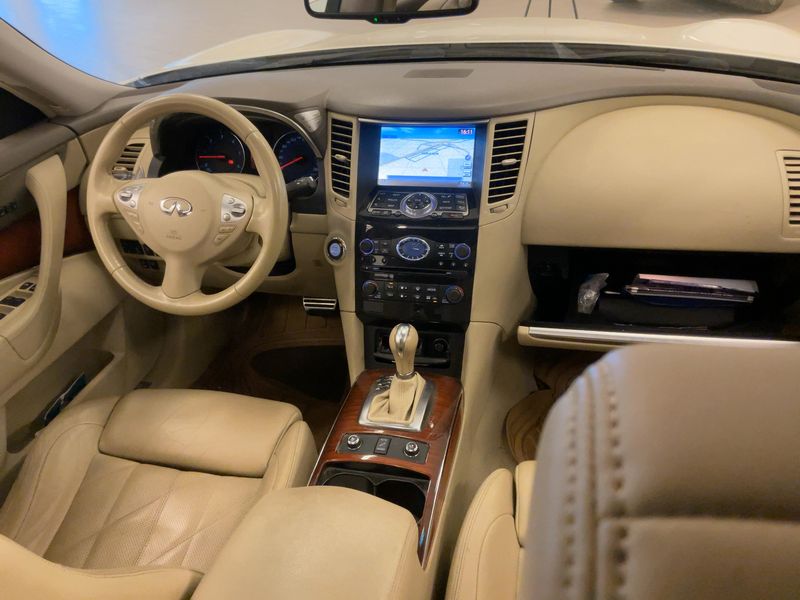 Infiniti FX 3.0 V6 Diesel FX30d S 2012 – снимка 17