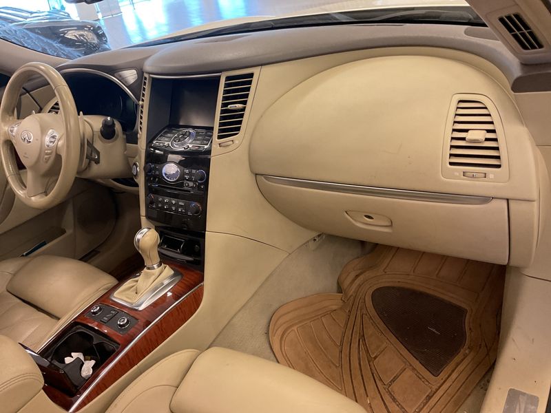 Infiniti FX 3.0 V6 Diesel FX30d S 2012 – снимка 26
