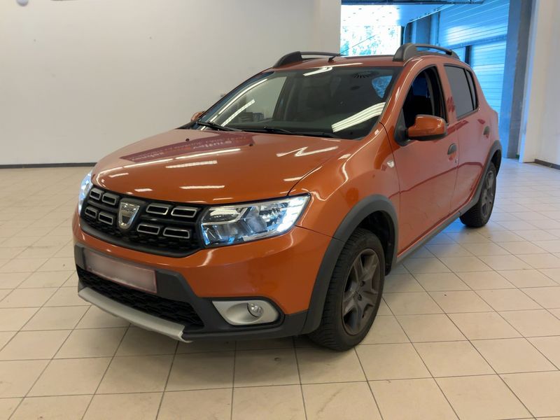 Dacia Sandero 1.5 dCi Stepway Celebration 2017 – снимка 1