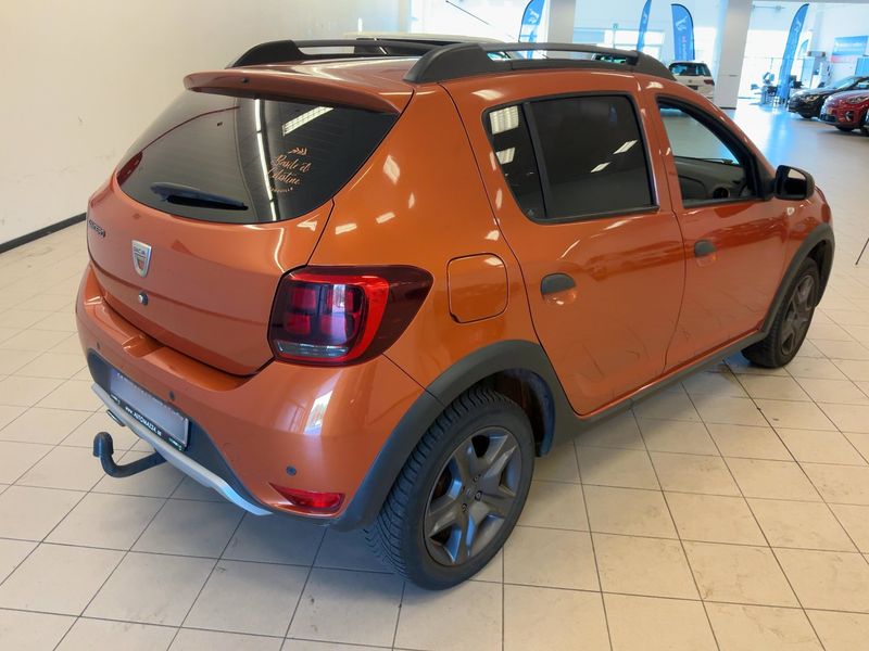 Dacia Sandero 1.5 dCi Stepway Celebration 2017 – снимка на щета