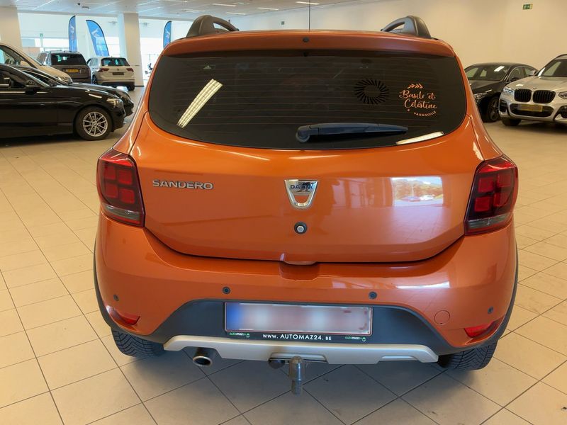 Dacia Sandero 1.5 dCi Stepway Celebration 2017 – снимка 5