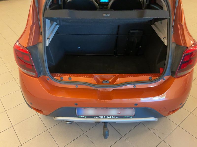 Dacia Sandero 1.5 dCi Stepway Celebration 2017 – снимка 10