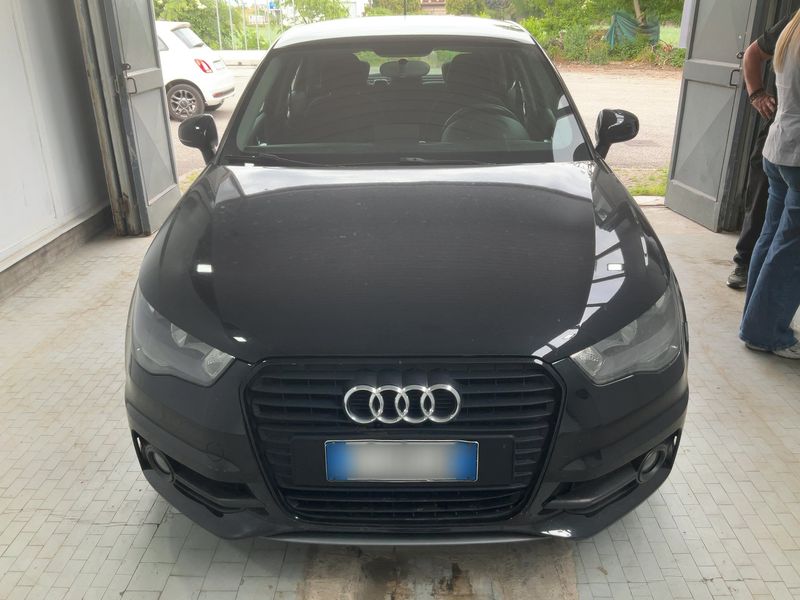 Audi A1 Sportback 1.2 TFSI Admired 2014 – снимка 14