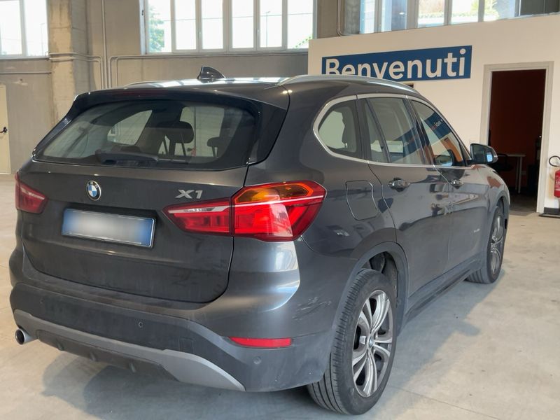 BMW X1 sDrive 18d Sport Line 2017 – снимка 8