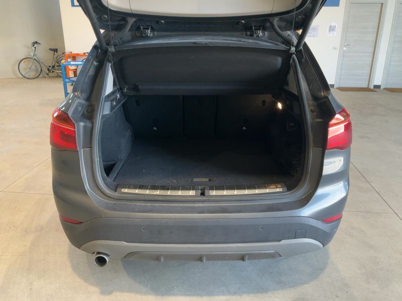 BMW X1 sDrive 18d Sport Line 2017 – снимка 15