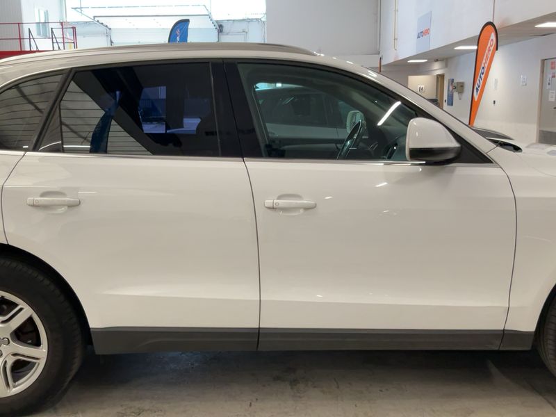 Audi Q5 2.0 TDI quattro 2011 – снимка 10