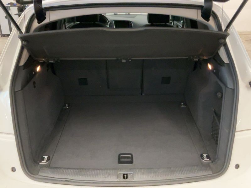 Audi Q5 2.0 TDI quattro 2011 – снимка 15