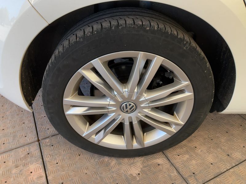 Volkswagen Golf VII 2.0 TDI Highline BlueMotion Tech 2016 – снимка 9