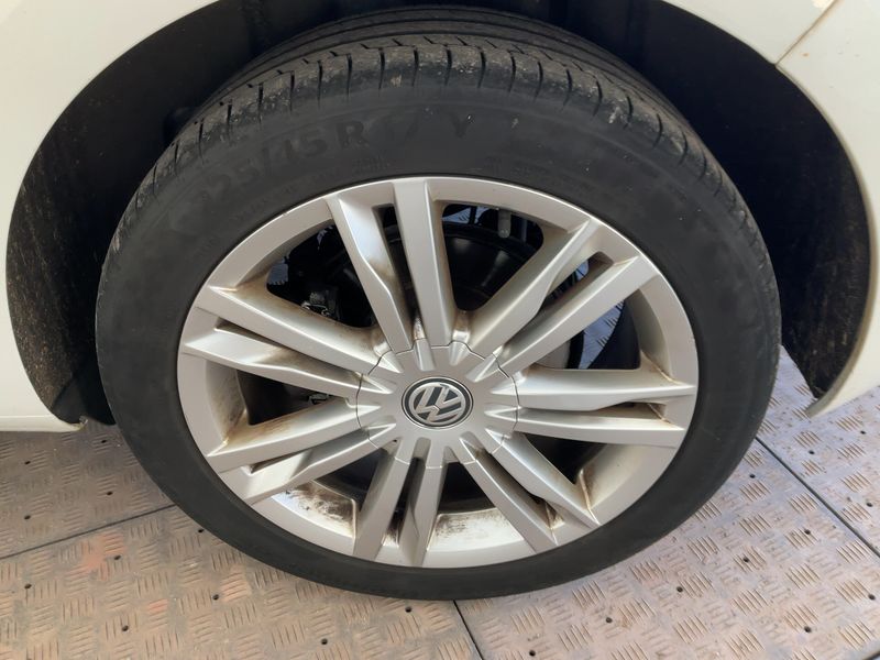 Volkswagen Golf VII 2.0 TDI Highline BlueMotion Tech 2016 – снимка 5
