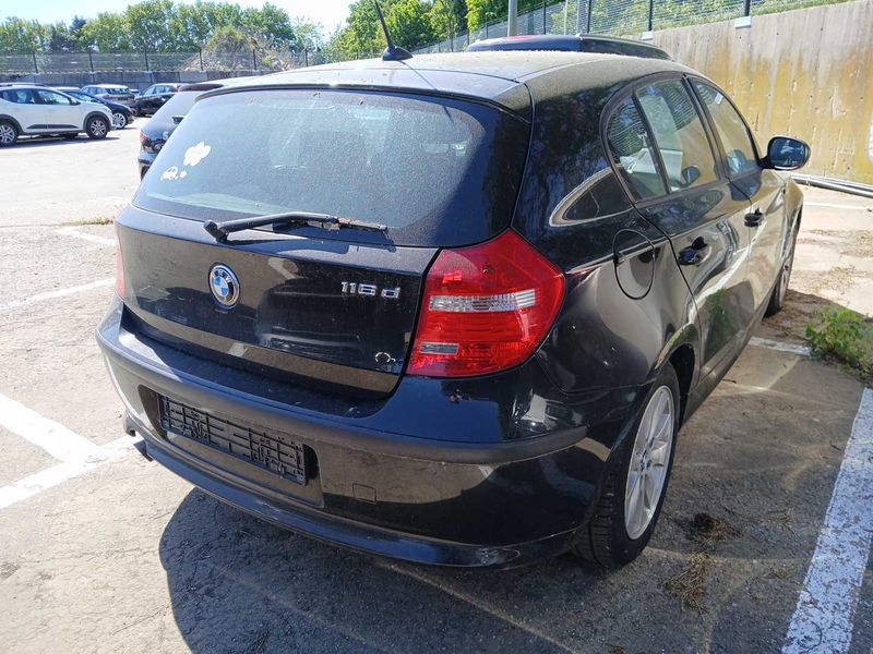 BMW 1er 116d 2011 – снимка на щета 5