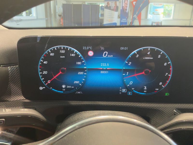 Mercedes-Benz A-Klasse A 250 2021 – снимка 19