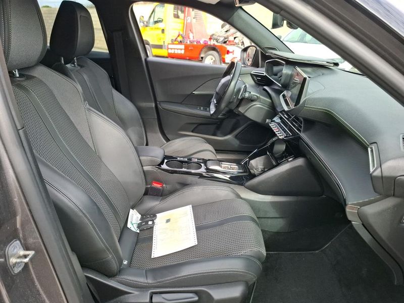 Peugeot 2008 1.2 PureTech GT 2022 – снимка 9