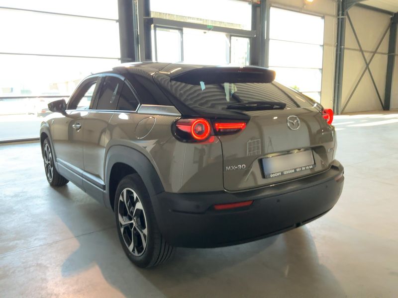 Mazda MX-30 electric drive 125 kW Makoto R-EV 2024 – снимка 6