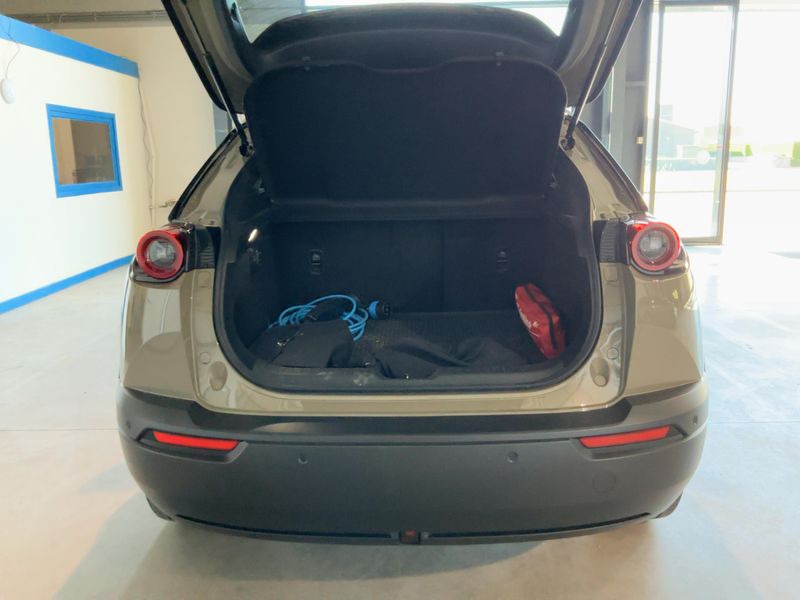 Mazda MX-30 electric drive 125 kW Makoto R-EV 2024 – снимка 15