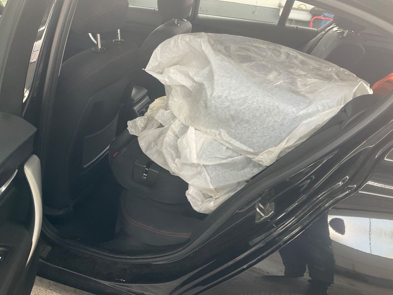 BMW 1er 118d Sport Line 2016 – снимка 32