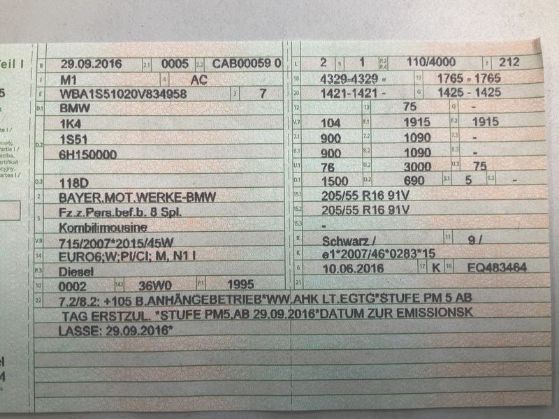 BMW 1er 118d Sport Line 2016 – снимка 21