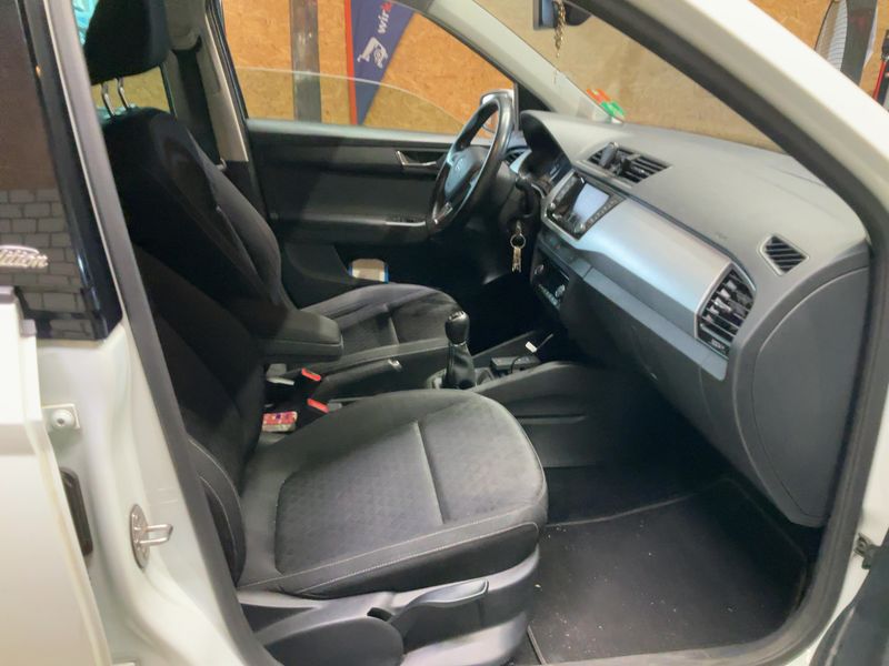 Skoda Fabia 1.4 TDI Edition 2015 – снимка 16