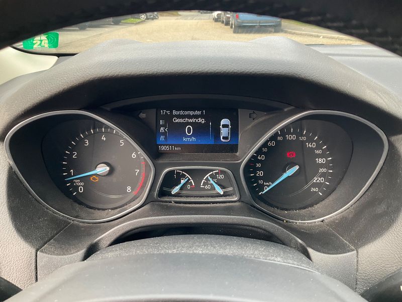 Ford Focus 1.0 EcoBoost Titanium 2018 – снимка 18