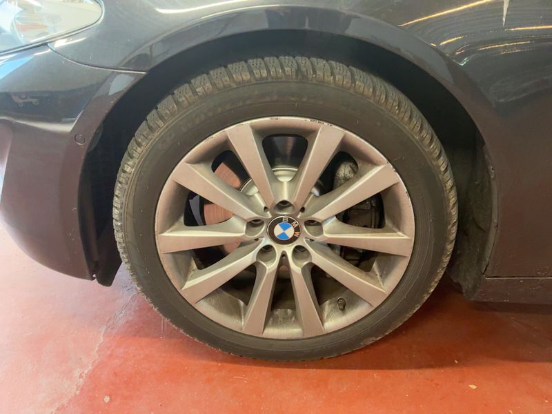 BMW 5er 530d xDrive Confort 2011 – снимка 17