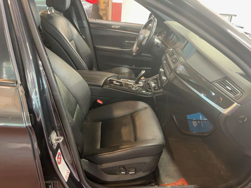 BMW 5er 530d xDrive Confort 2011 – снимка 11