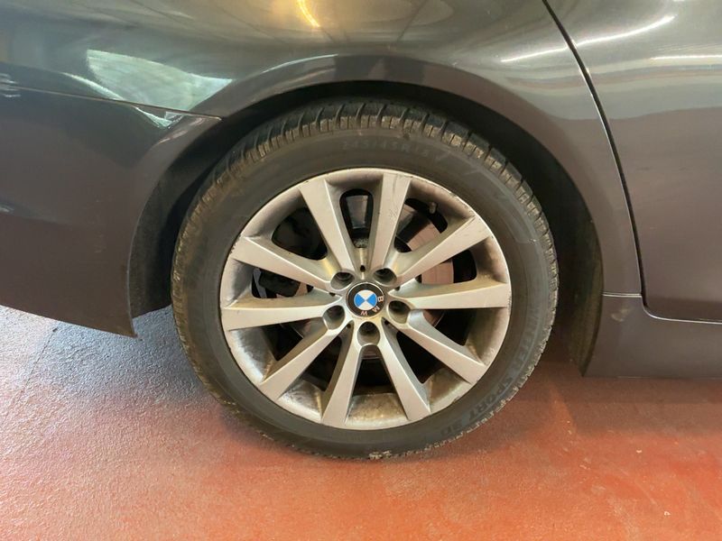 BMW 5er 530d xDrive Confort 2011 – снимка 19