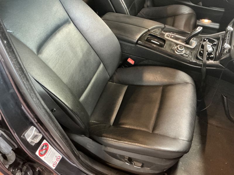 BMW 5er 530d xDrive Confort 2011 – снимка 33