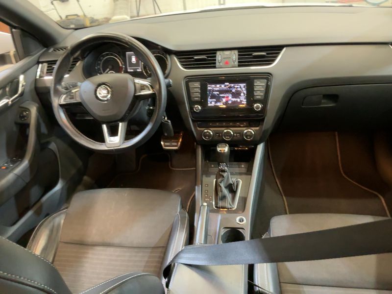 Skoda Octavia 2.0 TDI RS 2014 – снимка 18