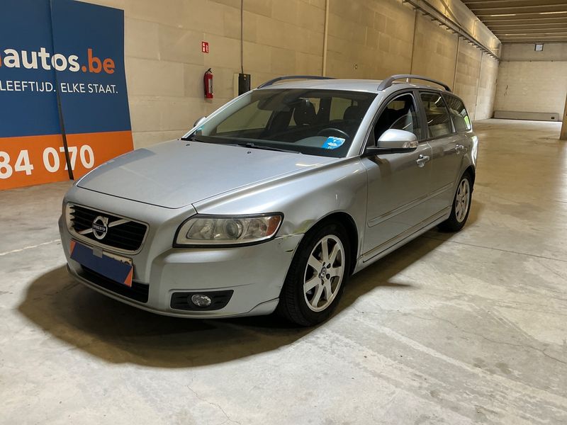 Volvo V50 1.6 DRIVe Momentum 2011 – снимка 1