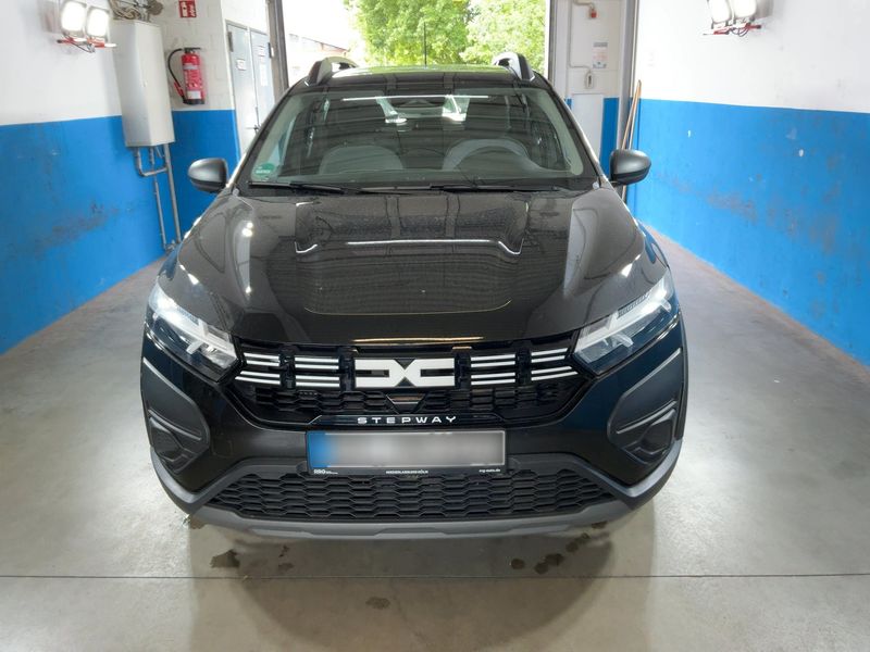 Dacia Sandero 1.0 TCe LPG Stepway Essential 2025 – снимка 14