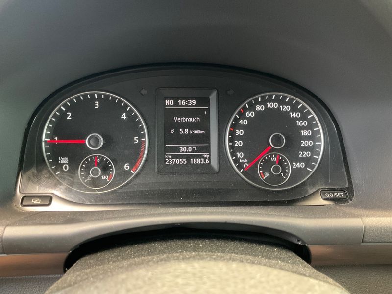 Volkswagen Touran 1.6 TDI Comfortline 2011 – снимка 4