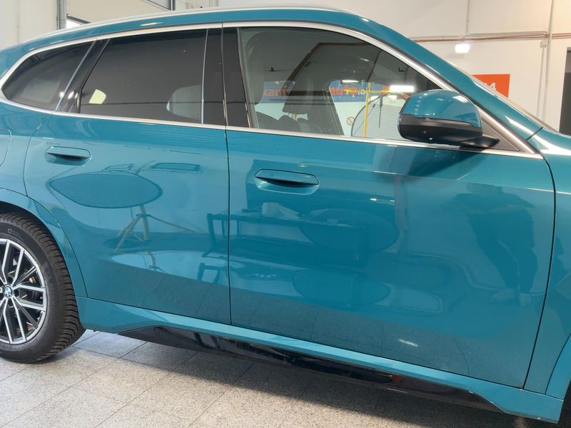 BMW X1 xDrive 23i Mild-Hybrid M Sport 2024 – снимка 10