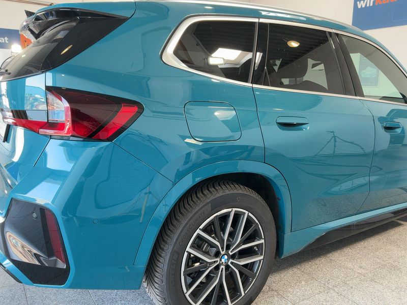 BMW X1 xDrive 23i Mild-Hybrid M Sport 2024 – снимка 8