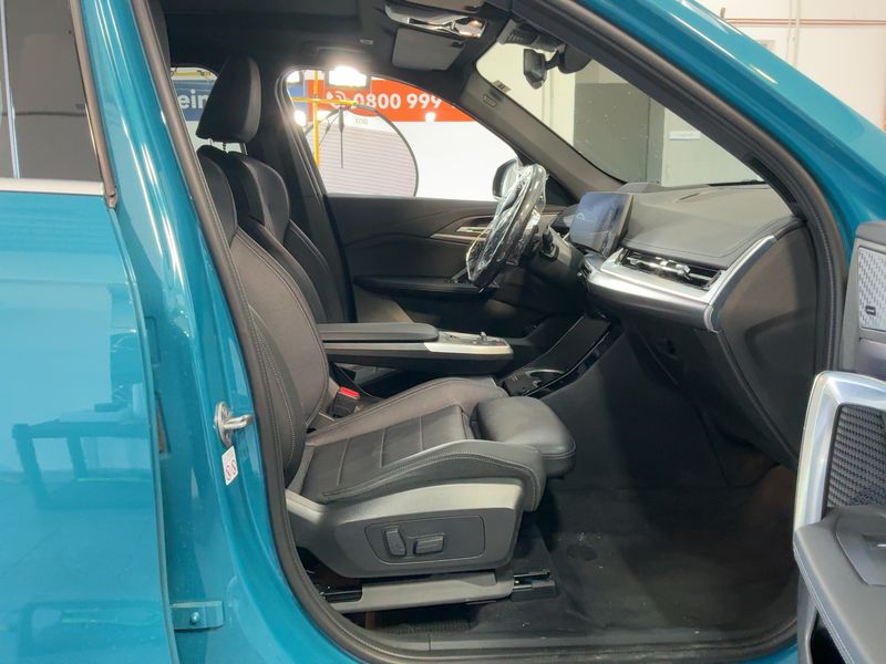 BMW X1 xDrive 23i Mild-Hybrid M Sport 2024 – снимка 16