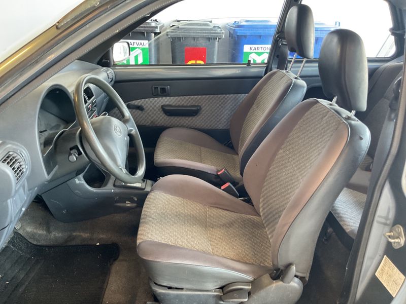 Toyota Starlet 1.3 XLi 1993 – снимка 3