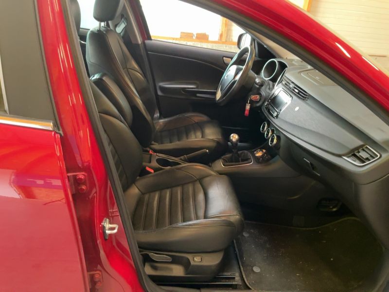 Alfa Romeo Giulietta 1.6 JTD Super 2016 – снимка 16