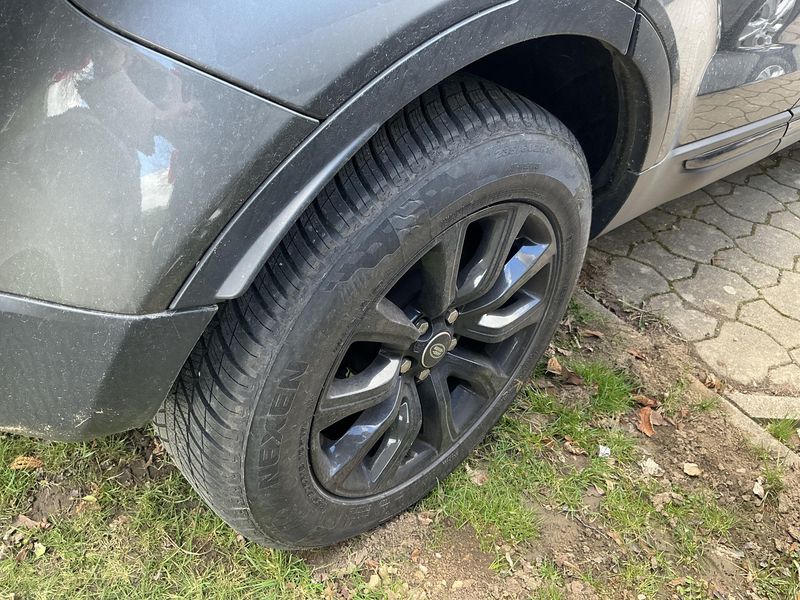 Land Rover Evoque 2.0 Turbo SE 2019 – снимка 9
