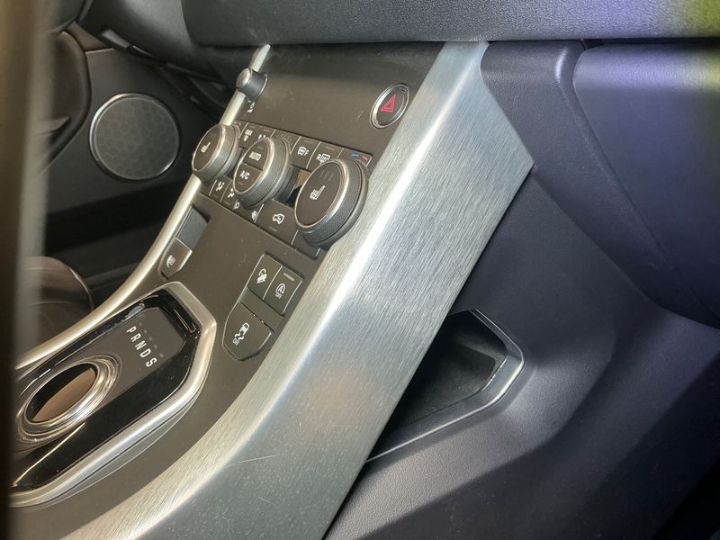 Land Rover Evoque 2.0 Turbo SE 2019 – снимка 31