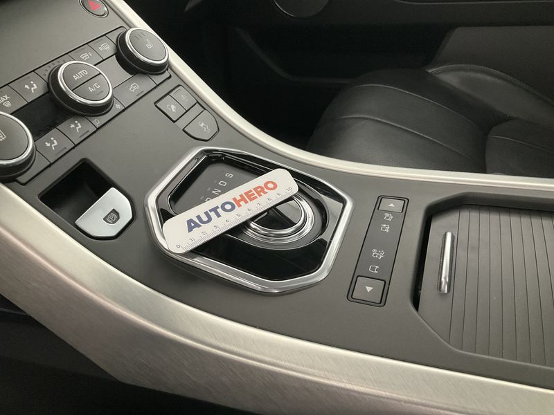Land Rover Evoque 2.0 Turbo SE 2019 – снимка 42
