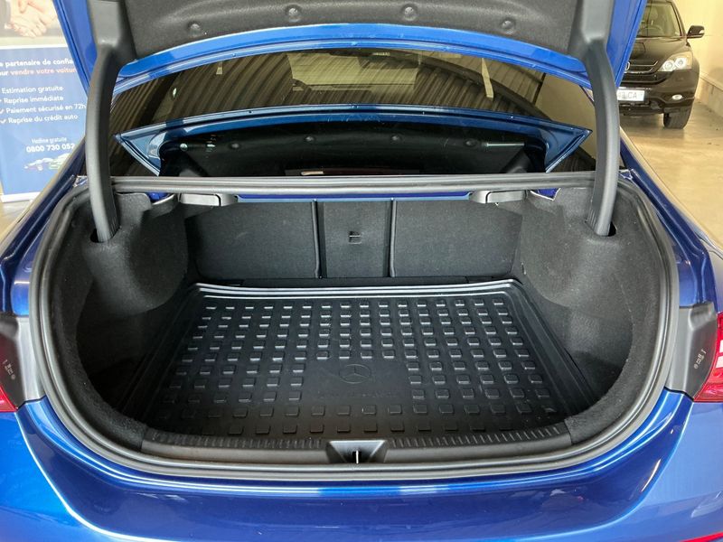 Mercedes-Benz A-Klasse Limousine A 200 d AMG Line 2024 – снимка 15