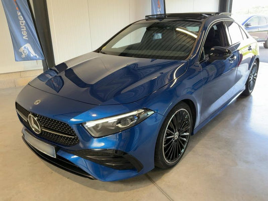 Mercedes-Benz A-Klasse Limousine A 200 d AMG Line 2024 – снимка 1